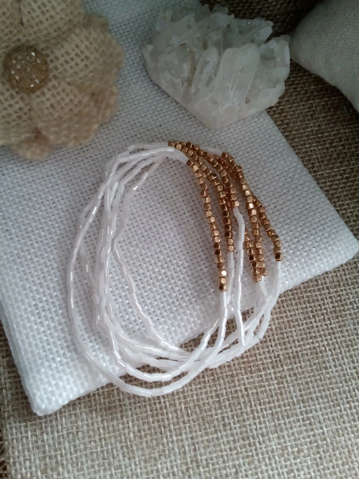 Lot de 6 bracelets bohèmes blancs et dorés – photo 2